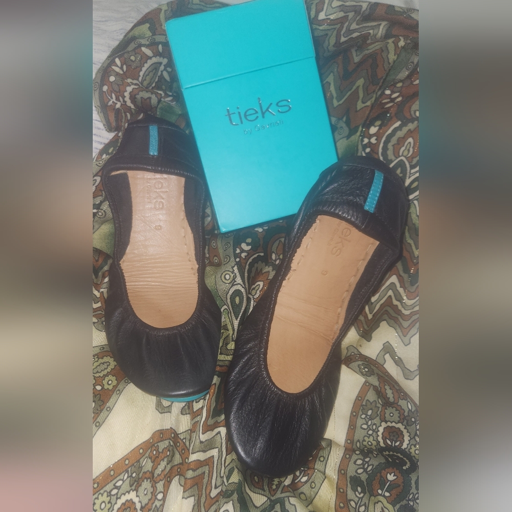 Tieks size 9 Matte Black